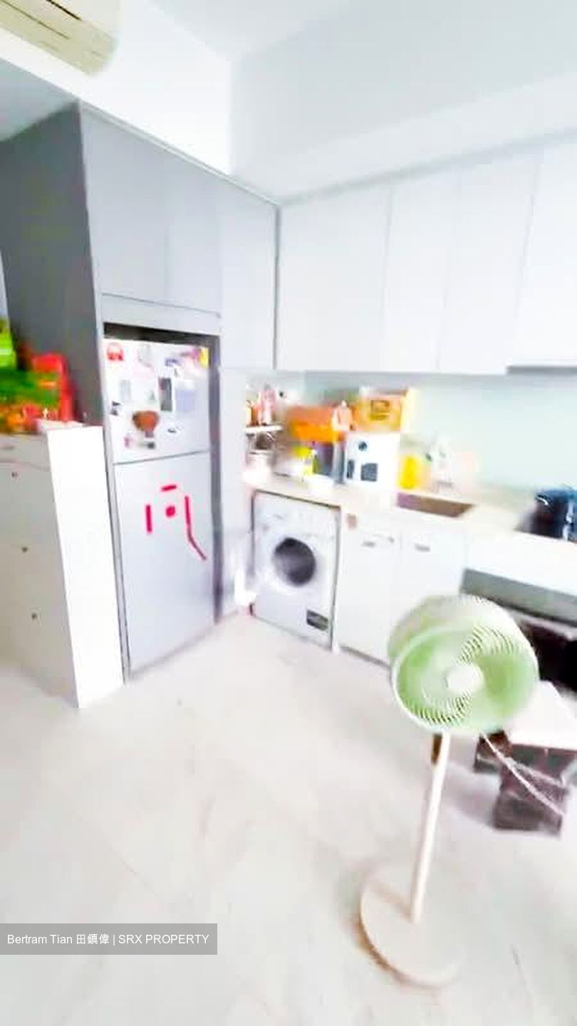 euHabitat (D14), Condominium #573533551
